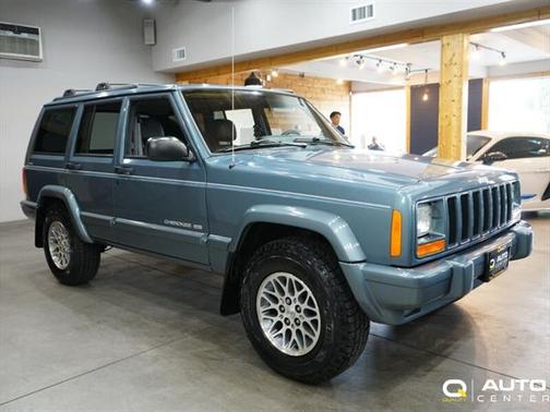 1999 Jeep Cherokee Classic 4WD