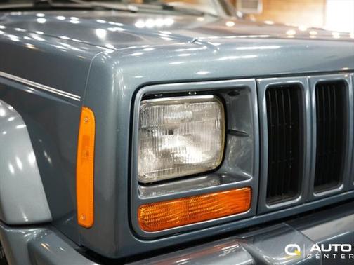 1999 Jeep Cherokee Classic 4WD