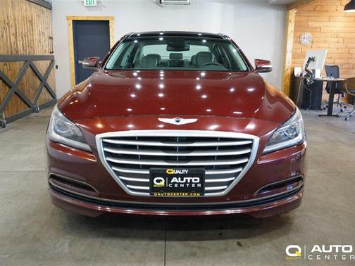 Pamplona Red 2015 Hyundai Genesis 3.8