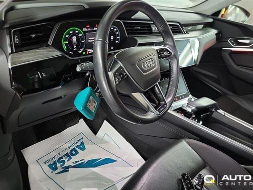 2022 Audi e-tron Sportback S line Premium Plus