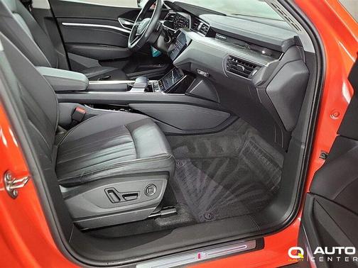 2022 Audi e-tron Sportback S line Premium Plus