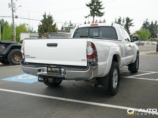 Super White 2014 Toyota Tacoma Base