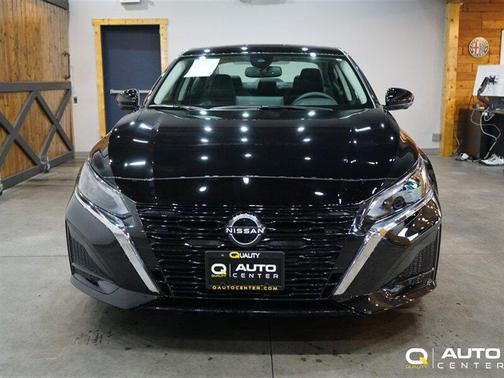 2024 Nissan Altima Platinum