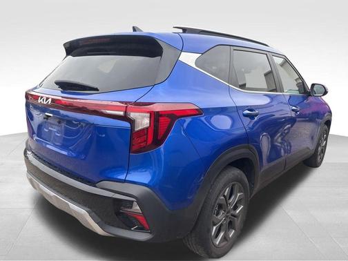 Neptune Blue 2024 Kia Seltos S