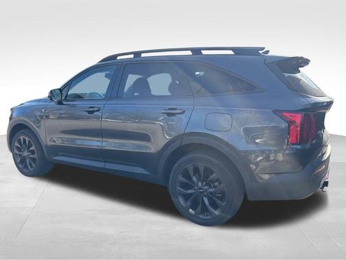 2022 Kia Sorento X-Line EX