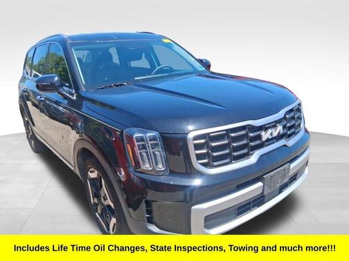 Ebony Black 2023 Kia Telluride S