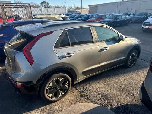 2023 Kia Niro EV Wave