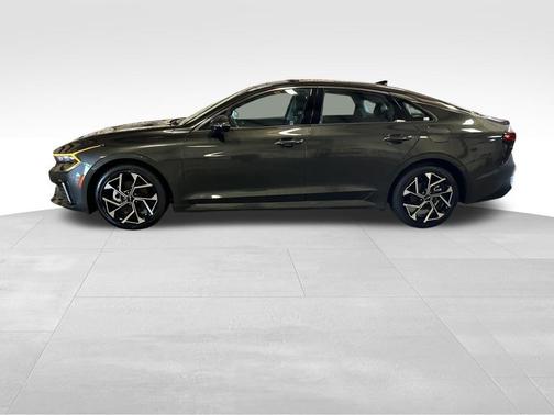 2025 Kia K5 EX