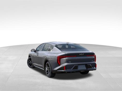 2025 Kia K4 GT-Line Turbo