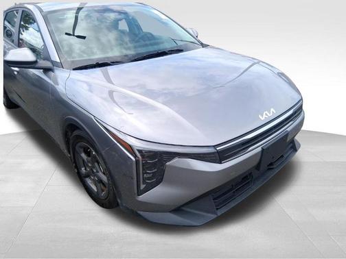 Steel Gray 2025 Kia K4