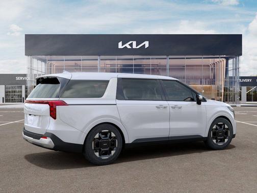 Snow White Pearl 2026 Kia Carnival EX