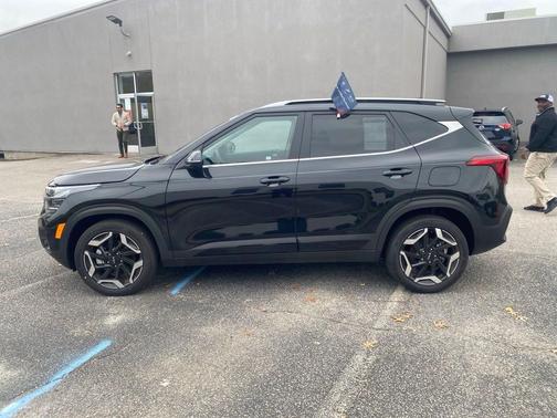 2024 Kia Seltos SX