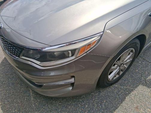 Titanium Silver 2017 Kia Optima LX