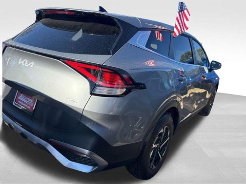 2023 Kia Sportage Hybrid LX