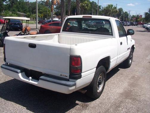 2001 Dodge Ram 1500 ST 2dr Standard Cab 2WD SB