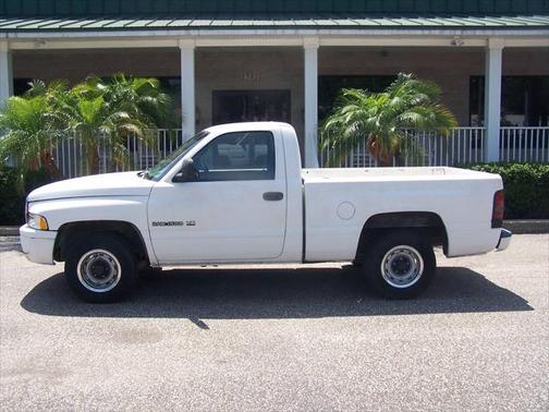 2001 Dodge Ram 1500 ST 2dr Standard Cab 2WD SB