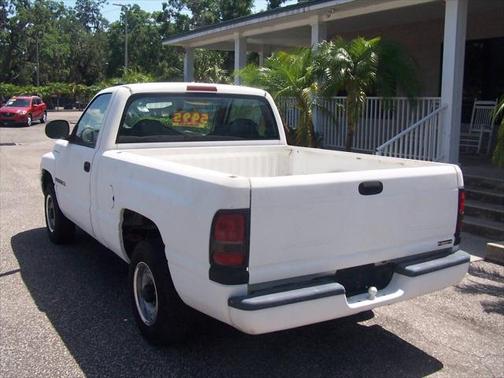2001 Dodge Ram 1500 ST 2dr Standard Cab 2WD SB