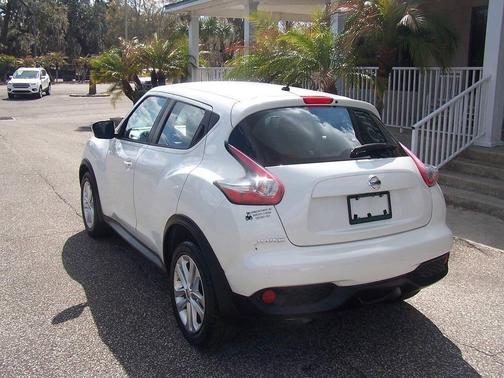 Pearl White 2017 Nissan Juke S 4dr Crossover