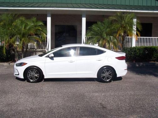 2017 Hyundai ELANTRA Limited