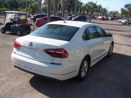 2017 Volkswagen Passat 1.8T S