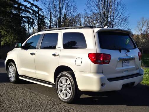 2016 Toyota Sequoia Platinum