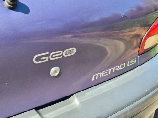 Charcoal 1995 Geo Metro LSi