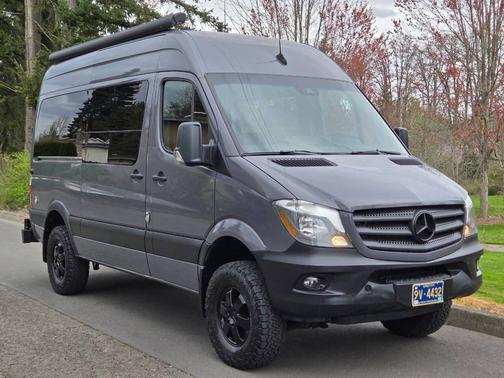 2017 Mercedes-Benz Sprinter 2500 Standard Roof