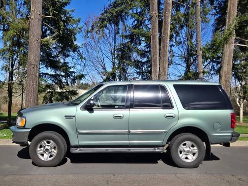 1998 Ford Expedition XLT 4WD
