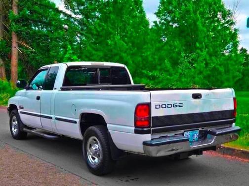 1999 Dodge Ram 2500 SLT