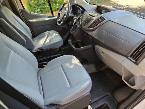Oxford White 2018 Ford Transit-150 Base