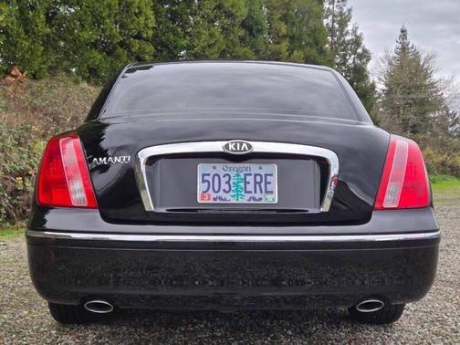 Ebony Black 2008 Kia Amanti Base 4dr Sedan