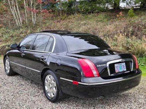 Ebony Black 2008 Kia Amanti Base 4dr Sedan