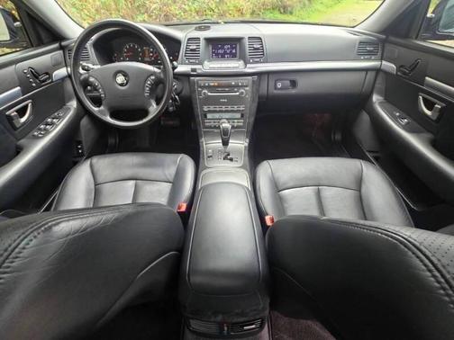 Ebony Black 2008 Kia Amanti Base 4dr Sedan