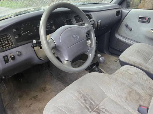 1997 Toyota T100 DX 2dr 4WD Extended Cab SB