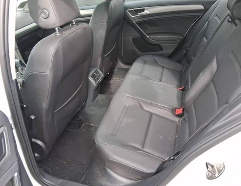 Pure White 2015 Volkswagen Golf DSG TDI SE