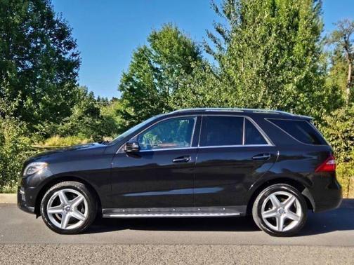 Black 2015 Mercedes-Benz M-Class 4MATIC