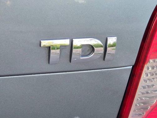 Charcoal 2004 Volkswagen Passat GLS TDI