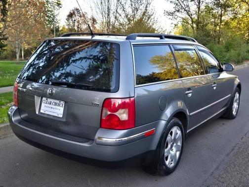 Charcoal 2004 Volkswagen Passat GLS TDI