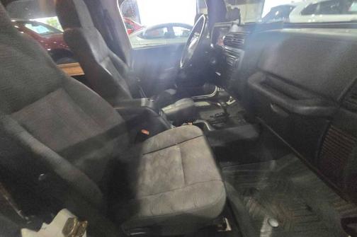 White 2004 Jeep Wrangler Sport