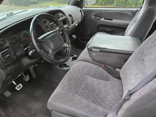 Charcoal 2001 Dodge Ram 3500 Quad Cab DRW