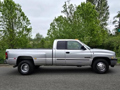 Charcoal 2001 Dodge Ram 3500 Quad Cab DRW