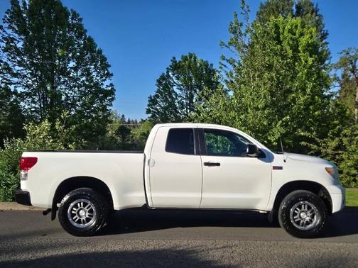 Super White 2012 Toyota Tundra Grade