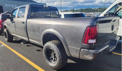 Granite Crystal Metallic Clearcoat 2018 RAM 2500 Laramie Crew Cab 4x4 8' Box