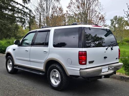 Oxford White Clearcoat 1997 Ford Expedition XLT 4WD