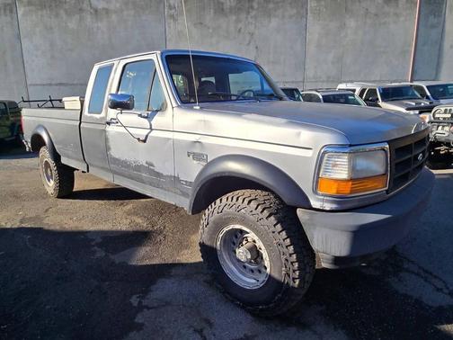 1997 Ford F-250 XLT SuperCab H/D