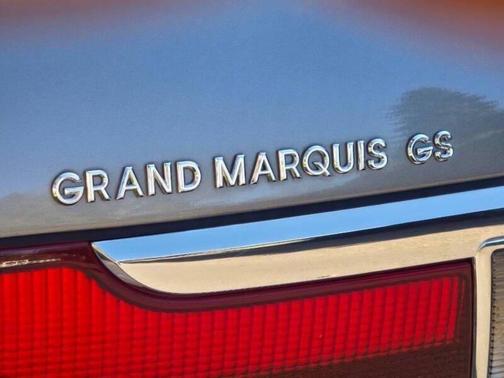 Gray 2004 Mercury Grand Marquis GS