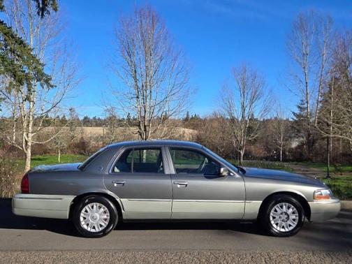 2004 Mercury Grand Marquis GS
