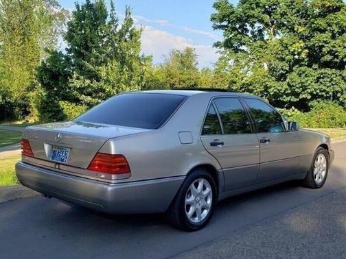 Tan 1993 Mercedes-Benz S-Class 3.5