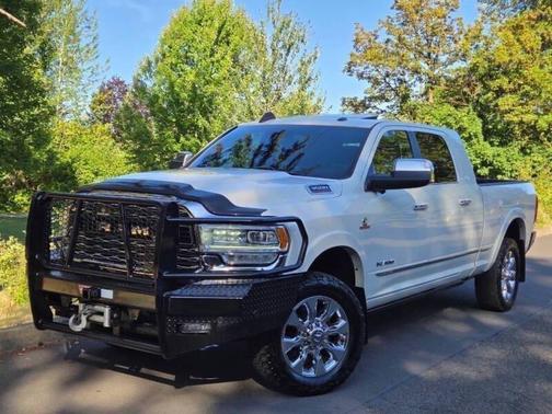 2019 RAM 3500 Limited Mega Cab 4x4 6'4' Box