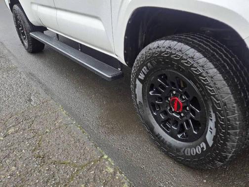 2020 Toyota Tacoma SR5